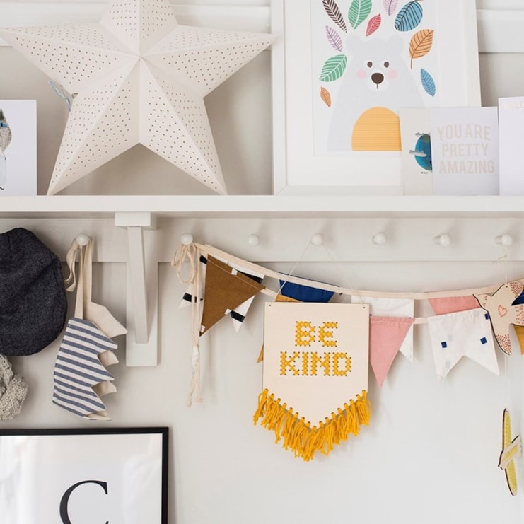 Be Kind Wall Hang Kit Be Kind Wall Hang Kit