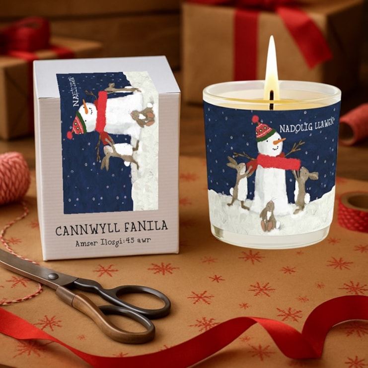 Vanilla Scented Christmas Candle - Nadolig Llawen Snowman & Rabbits