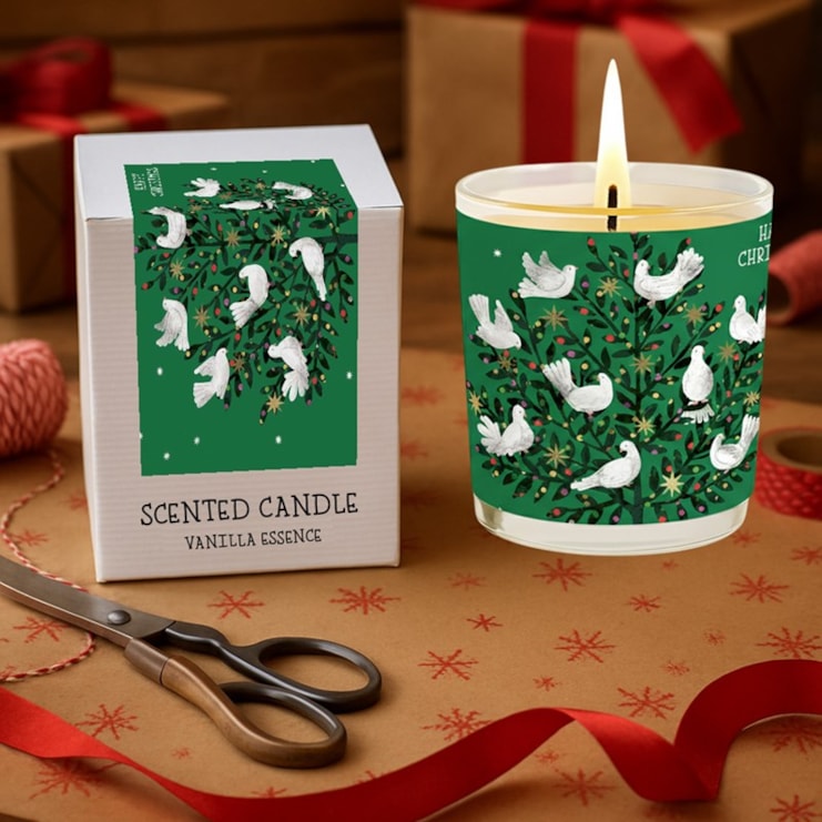 Vanilla Scented Christmas Candle - White Doves