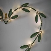 Mistletoe Heart Light Mistletoe Heart Light