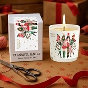 Vanilla Scented Christmas Candle - Nadolig Llawen Group Of Girls Vanilla Scented Christmas Candle - Nadolig Llawen Group Of Girls
