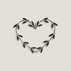 Mistletoe Heart Light
