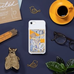 V & A Morris Phone Pocket