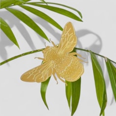 Plant Animal - Bumblebee Plant Decor
