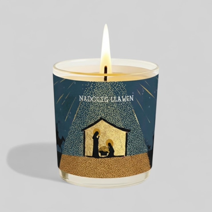 Vanilla Scented Christmas Candle - Nadolig Llawen Nativity Vanilla Scented Christmas Candle - Nadolig Llawen Nativity
