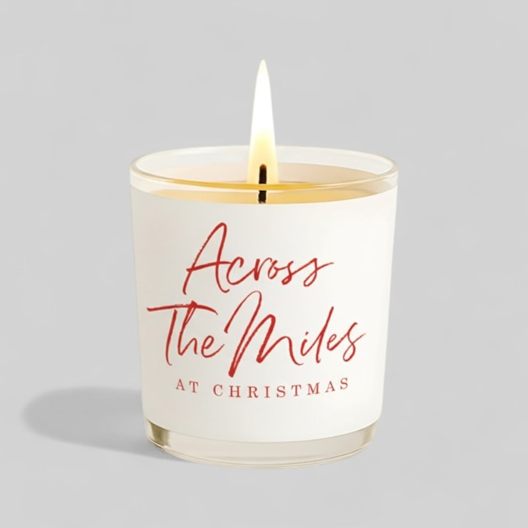 Vanilla Scented Christmas Candle - Across The Miles Vanilla Scented Christmas Candle - Across The Miles